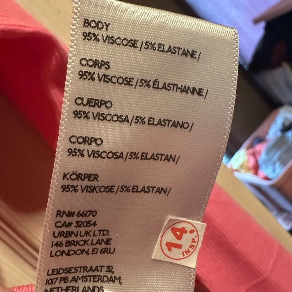 BDG NWOT Urban Outfitters pink v-boat neck long sleeve sz M **SEE FLAW IN PHOTOS - Picture 6 of 10